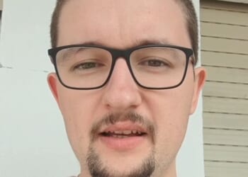 Frank Ilett, 29, a Manchester United fan has pledged to not have a haircut until the Red Devils win five games in a row