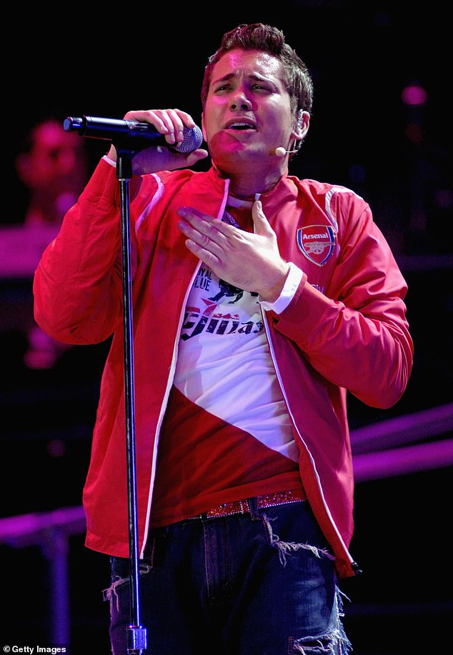 Drew Seeley provided the vocals for Efron's characters in the first High School Musical film