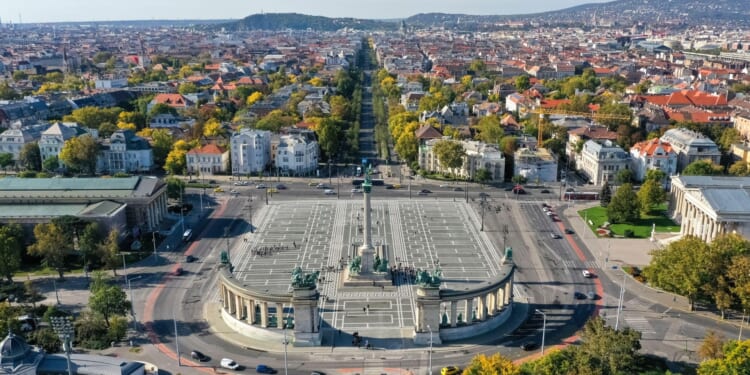 Major European city to ban all holiday rentals in the popular tourist area