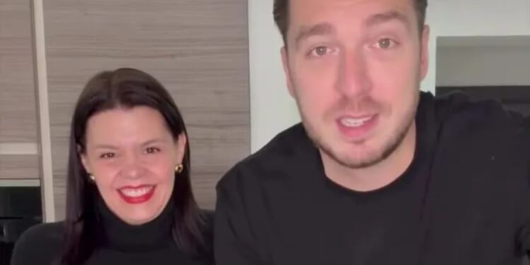 'Is it an April Fool's?' baffled fans ask as LadBaby Mum breaks the internet with controversial new business venture