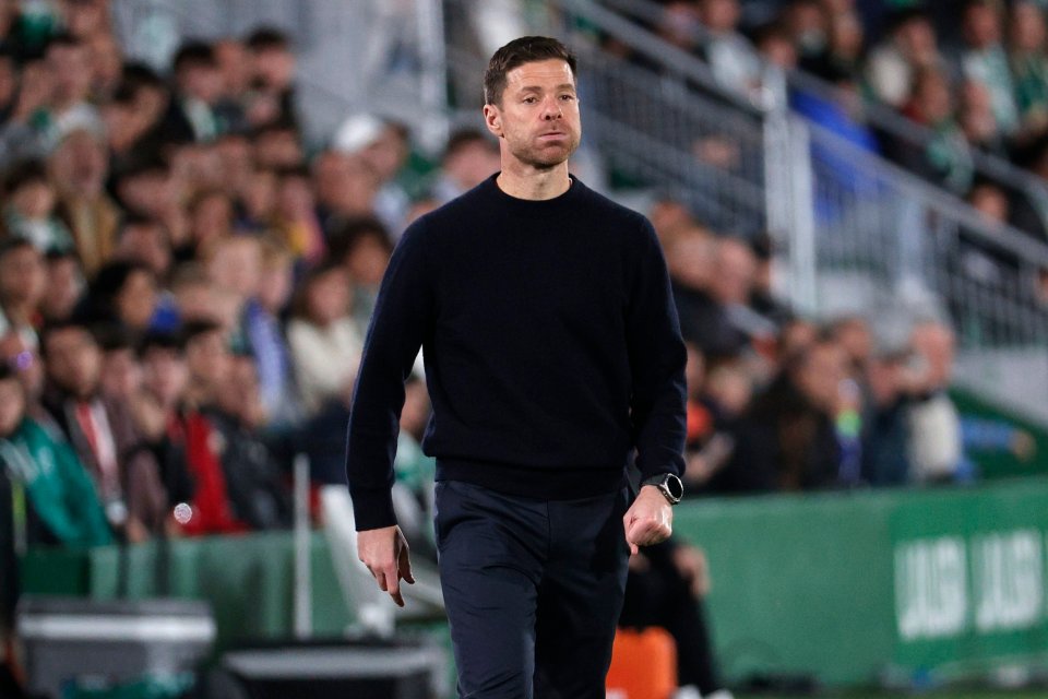 Xabi Alonso on the sidelines during the LaLiga match.