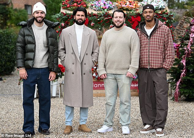 Sammy Root, Dan Edgar, Diags, Roman Hackett on the Christmas set
