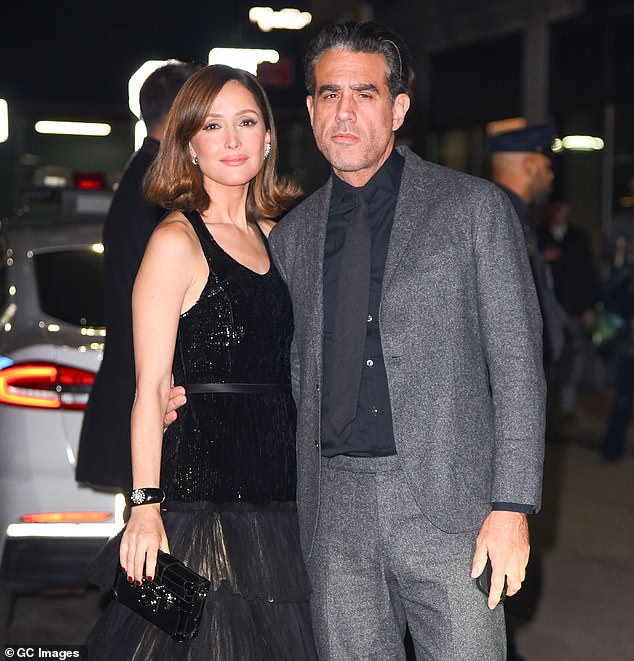She posed alongside her partner of 13 years Bobby Cannavale