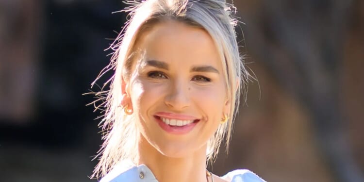 I know the moment Vogue Williams sealed her fate as early IAC evictee