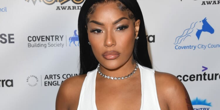 Stefflon Don reveals her brother has died and shares pics of his final moments