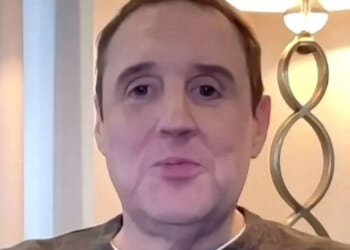 Peter Kay shares sad health update on close friend and comedian Billy Connolly amid his Parkinson's battle