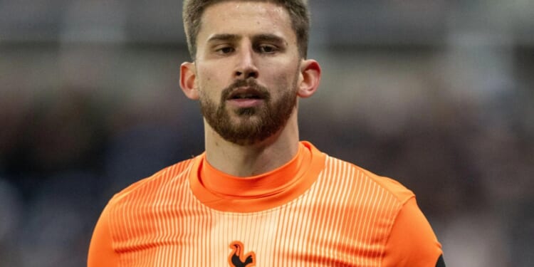 Guglielmo Vicario 'considering leaving Tottenham' just days after goalkeeper booed by his own fans