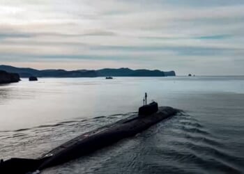 British & Norwegian warships to team up in hunt for Russian subs including laser-armed spy ship after £10billion pact
