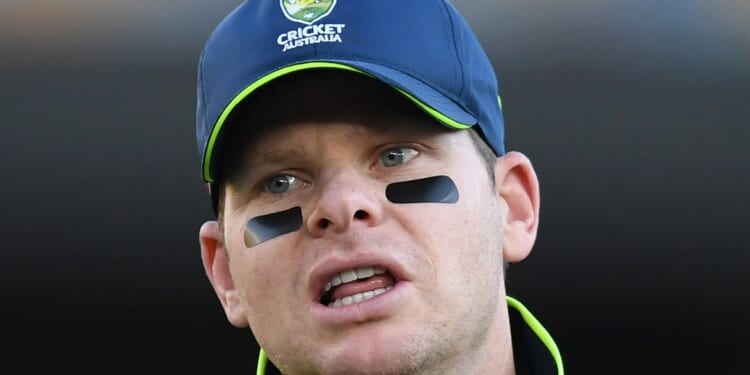 Why is Steve Smith wearing black tape under his eyes during the Ashes?