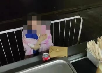 Jacket potato van goes viral after videos show him gifting free food to homeless as viewers praise kindhearted owner