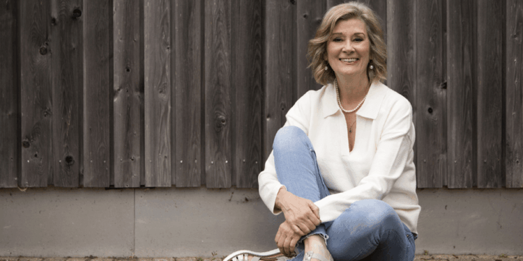 I discovered my husband's affair with my best friend two days before Christmas