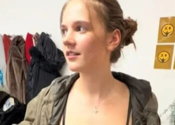 Rarely seen nepo-baby hangs out backstage with her famous dad and Love Island’s Lucinda