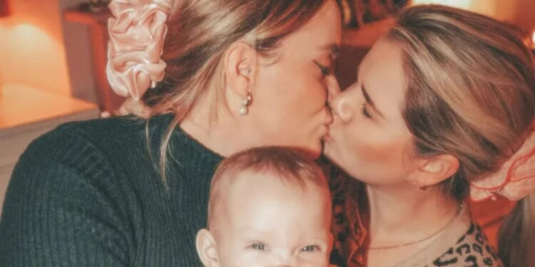 People troll me for kissing my ‘twin sister’, now we have a baby together, no one knows what’s really going on