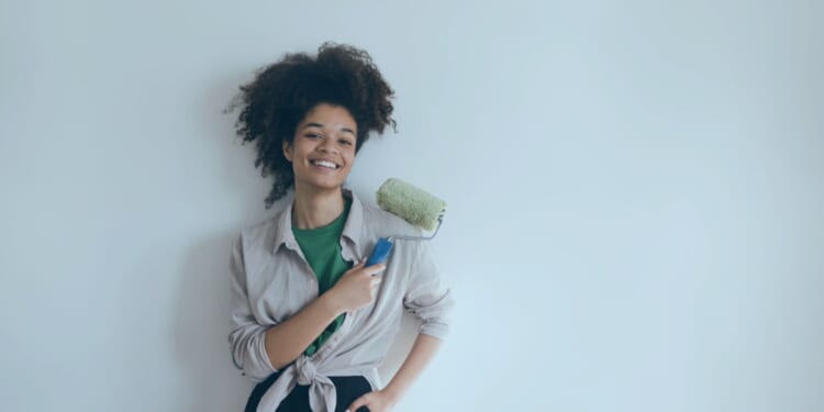 Interior designer reveals why Pantone’s 2026 Colour of the Year is great after people mocked the ‘boring’ choice