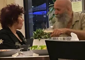 I'm A Celeb's Ruby Wax reunites with jungle boyfriend as she goes on a date with Kiosk Kev