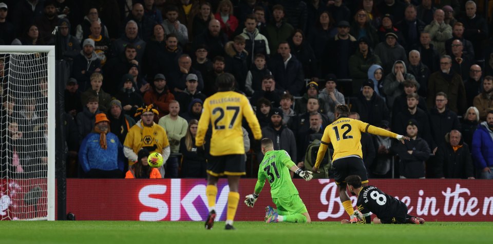 Wolverhampton Wanderers v Manchester United - Premier League