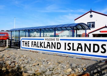 'Britain in talks with Argentina over lifting weapons ban' despite Buenos Aires still claiming Falklands belong to them