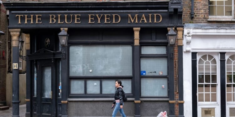 Labour should expect verdict on their callous incompetence to be harsh after Reeves' sly tax raid on pubs and shops