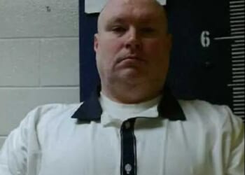 Obese death row killer orders HUGE greasy feast as last meal before lethal injection for stripping & executing two women