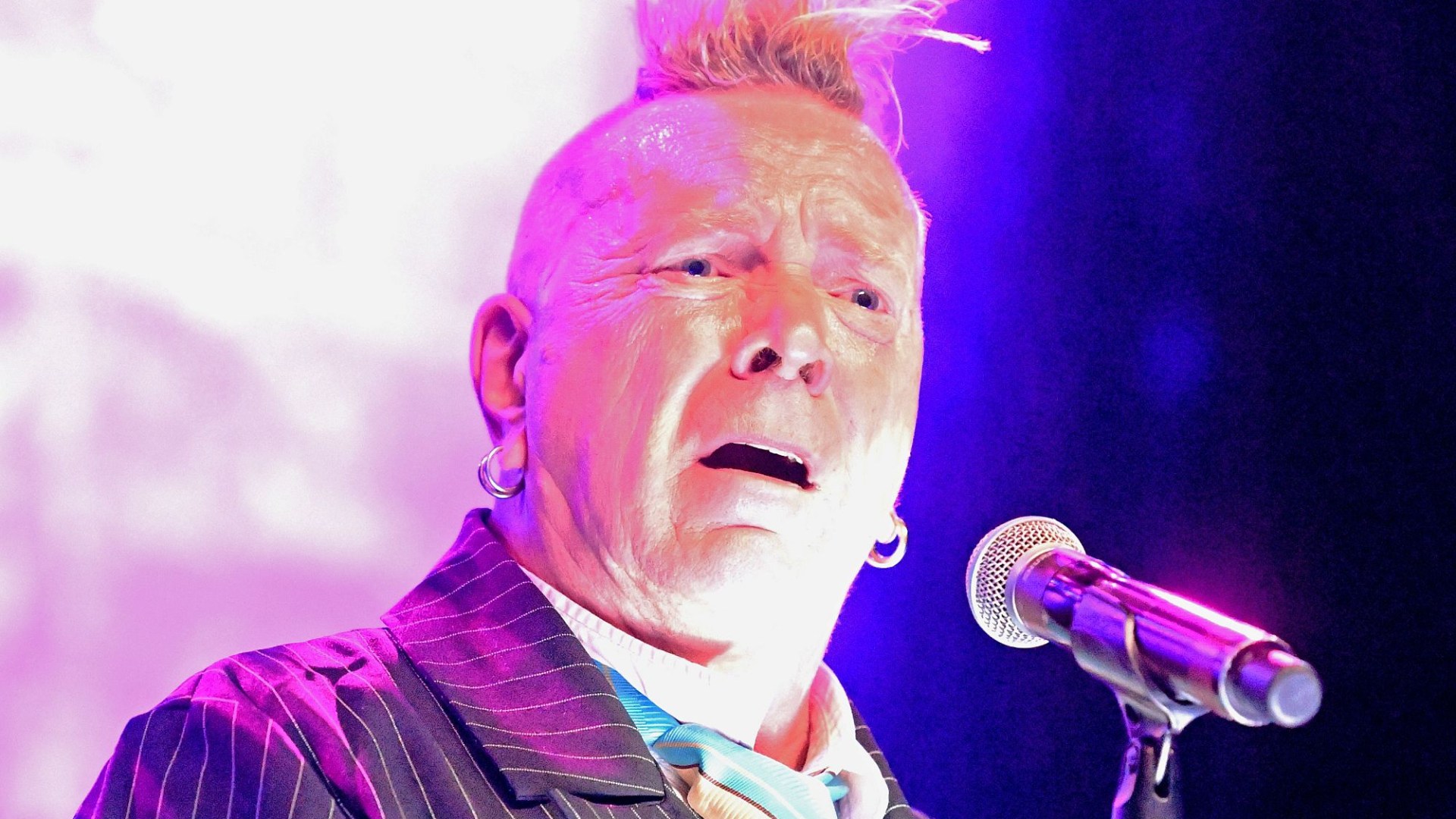 Moment I’m A Celeb star slams Chrissie Hynde accusing her of ‘doing a very nasty thing’ and being jealous of his wife