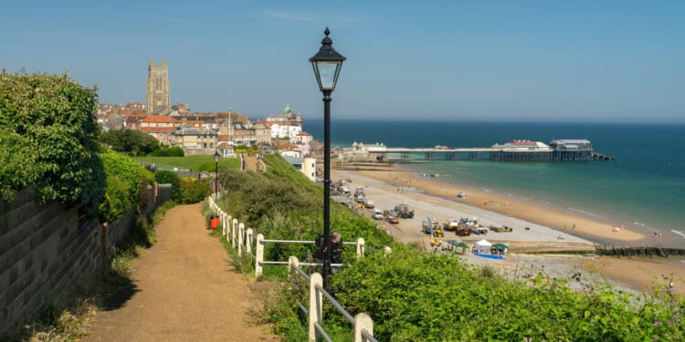 The 2,700-mile path that runs along pretty UK seaside towns set to be longest in the WORLD