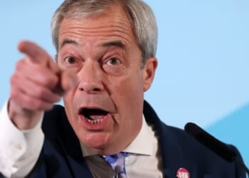 Reform's Nigel Farage vows radical shake-up to slash 'bloated' civil service & save taxpayers £5bn
