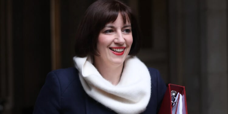 Dithering ministers will break pledge to give schools guidance on trans pupils this year