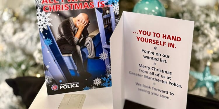 Cops send joke Xmas cards to lags to encourage them to turn themselves in… but viewers spot obvious flaw with their plan