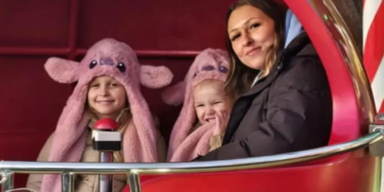 We paid £270 for Winter Wonderland but the elves made my 6-year-old CRY & we couldn't see Santa as he’d ‘had enough’