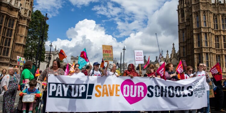 Pay rises for public sector workers are almost double those in the private sector, figures show