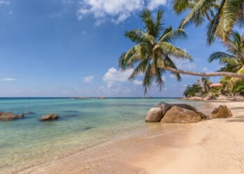 Urgent 'do not travel' warning for popular Brit tourist destination over 'regular attacks' & landmines