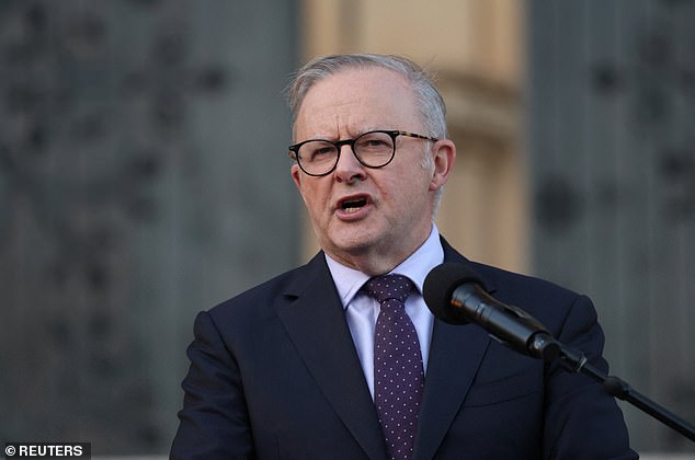 Australian Prime Minister Anthony Albanese speaks during an interfaith memorial service for the victims of the shooting at a Hanukkah event at Bondi Beach, at St Mary's Cathedral in Sydney, Australia, December 17, 2025. REUTERS/Hollie Adams