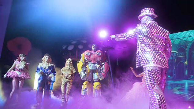 Production company World’s Biggest Productions touted the show as a ‘breath-taking’ interpretation where ‘panto meets Cirque’