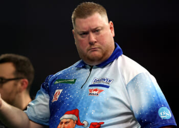 James Wade questions Ricky Evans' wacky on-stage approach ahead of World Darts Championship clash