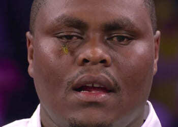 Ally Pally wasp lands on David Munyua's FACE as he becomes everyone's 'favourite player' at World Darts Championship