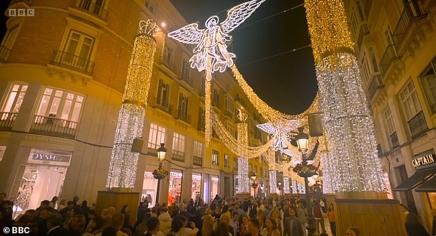 Amanda and Alan returned to Spain, where they attended a Christmas lights switch on in Malaga
