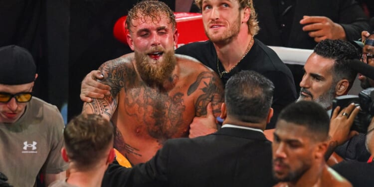 Watch moment Logan Paul awkwardly trolls Anthony Joshua just seconds before Brit flattens Jake and breaks his jaw