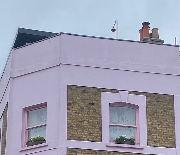 The daughter of the late 7th Marquess of Bute has had a shower installed on the roof of her flat