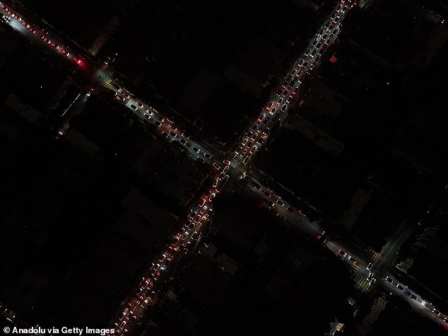 A view of traffic from above as more than 130,000 PG&E customers are without power in San Francisco