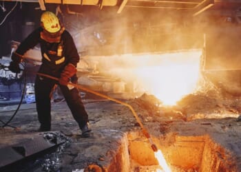 Anger as 2,000 jobs hang in balance over plan to extinguish nation's last blast furnaces