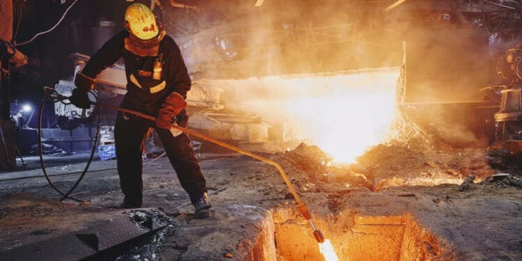 Anger as 2,000 jobs hang in balance over plan to extinguish nation's last blast furnaces