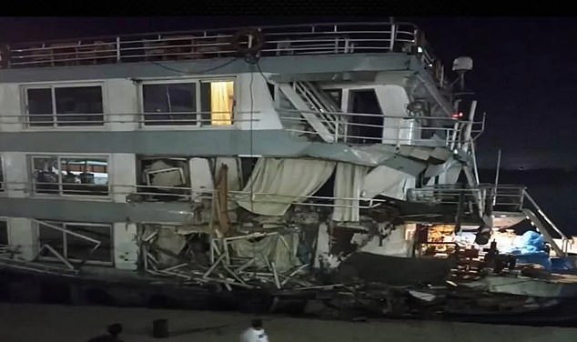 There were also 70 to 80 other Italian tourists aboard the Royal Beau Rivage, but diplomatic sources confirmed that no further injuries were reported