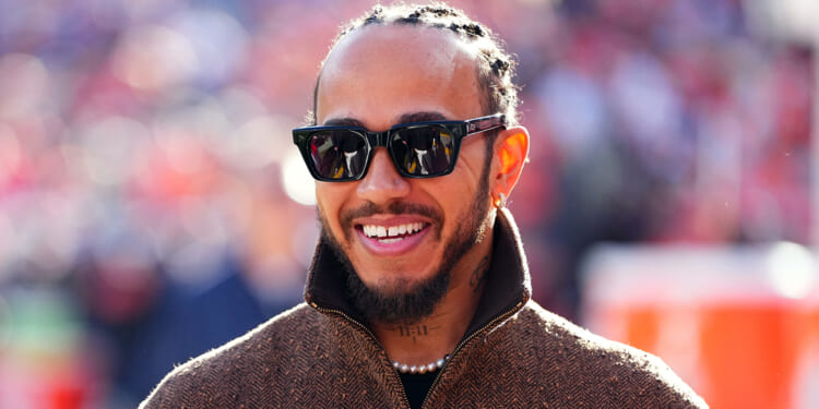 Classy Lewis Hamilton gives sweet Christmas present to more than 1,000 Ferrari employees with four-word message