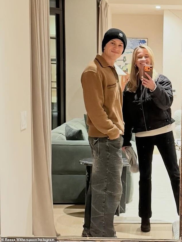 Witherspoon shared a mirror selfie of herself with eldest son Deacon Phillippe