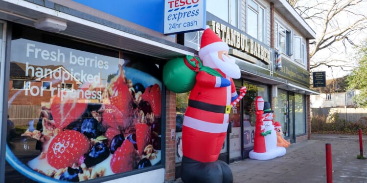 Are Tesco, Asda, Sainsbury’s and Aldi open? Christmas, Boxing day bank holiday supermarket opening times revealed