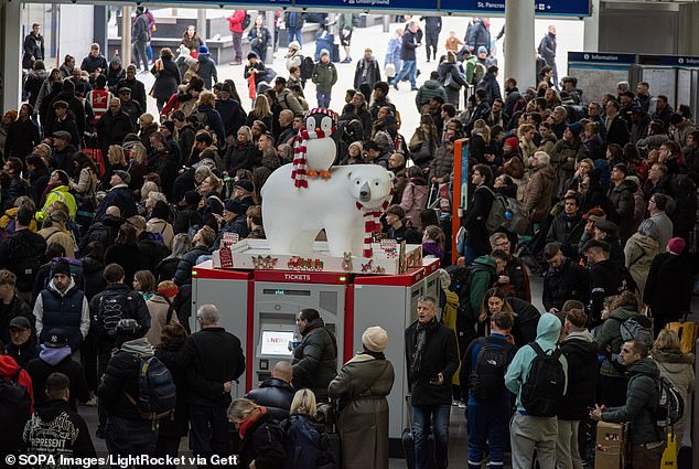 Stations will likely be rammed with people travelling home for Christmas like here in Kings Cross