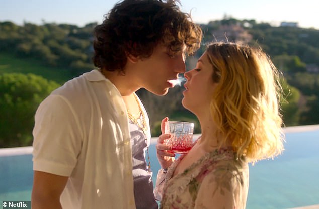 The series follows rich students and full-ride scholarship ones whose lives collide