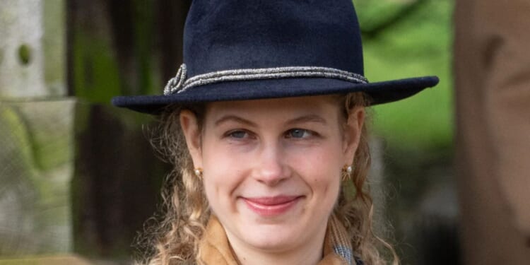 Touching reason why the Royal Family all wear the same scarf on Christmas Day & you can snap it up, too