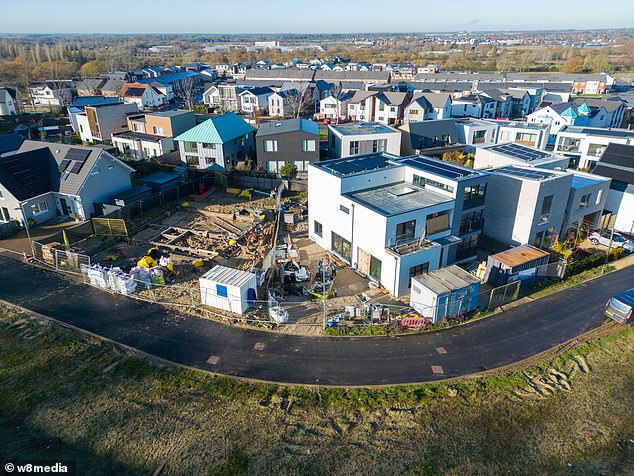 Graven Hill was inspired by the iconic self-built suburb of Almere in the Netherlands, it was set up by Cherwell District Council, who bought the 188 hectare site in 2014