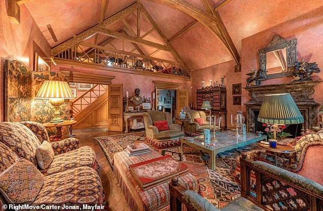 This property has eight bedrooms and five bathrooms and is said to have been used by famous painter William Turner as a vantage for his paintings